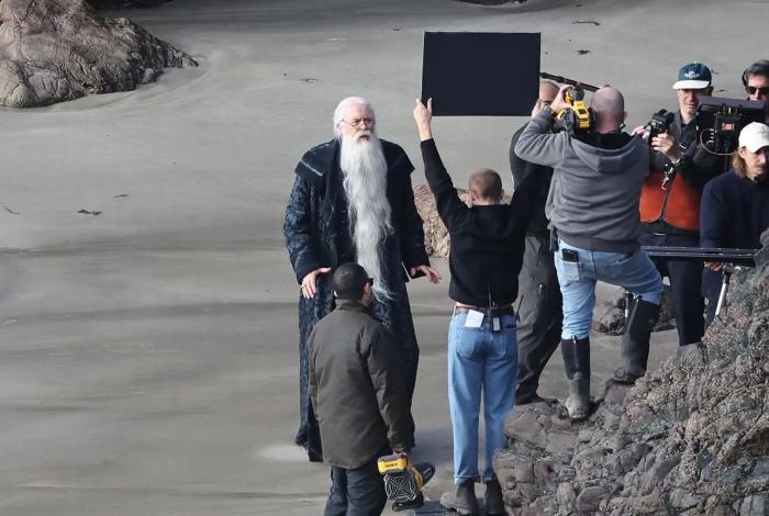 Primeras imágenes de John Lithgow como Dumbledore
