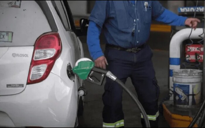 Profeco: ¿Es mejor cargar gasolina por monto o por litro?