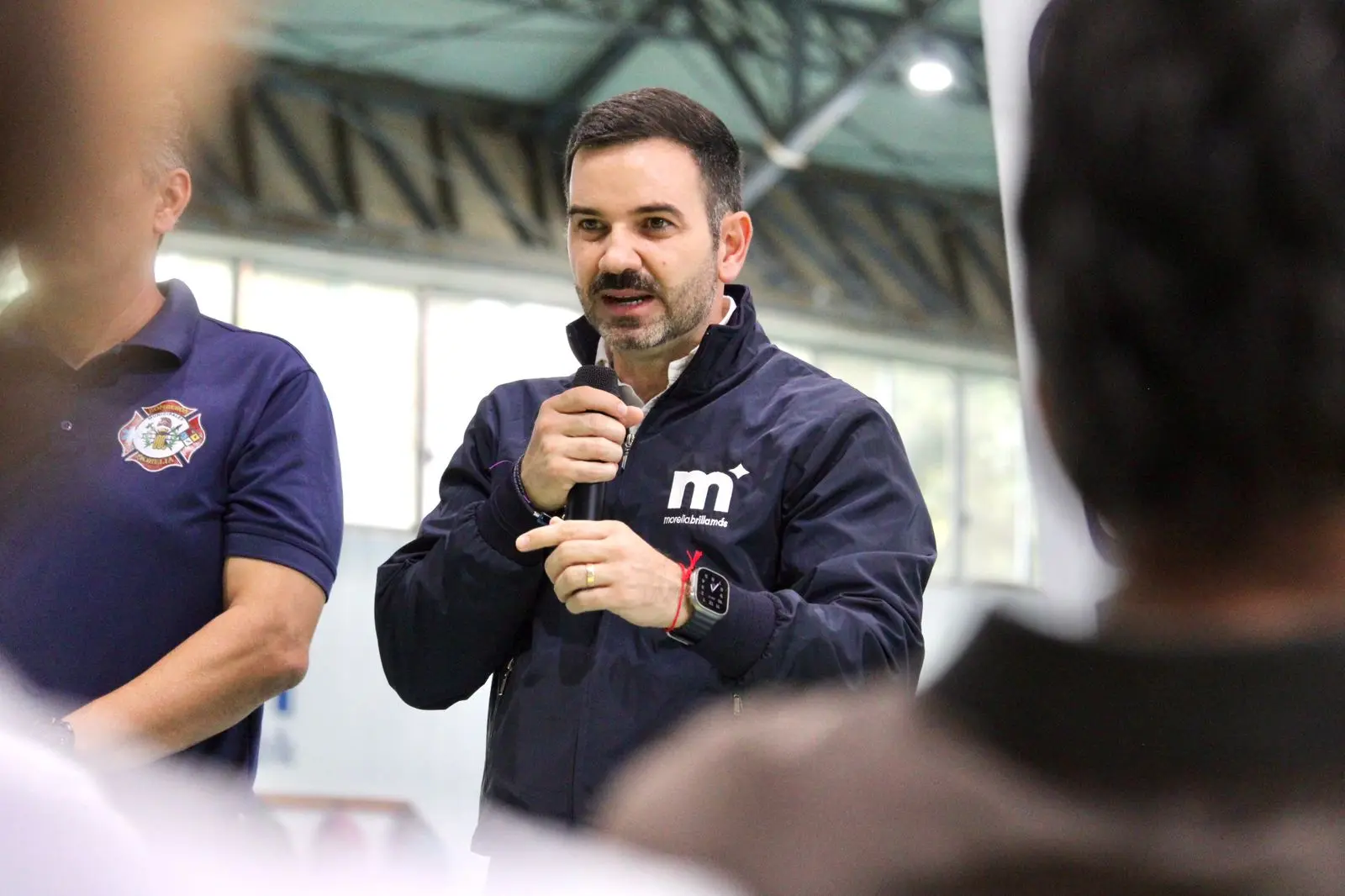 Promueve Yankel Benítez prevención y capacitación con entrega de mochilas de emergencia