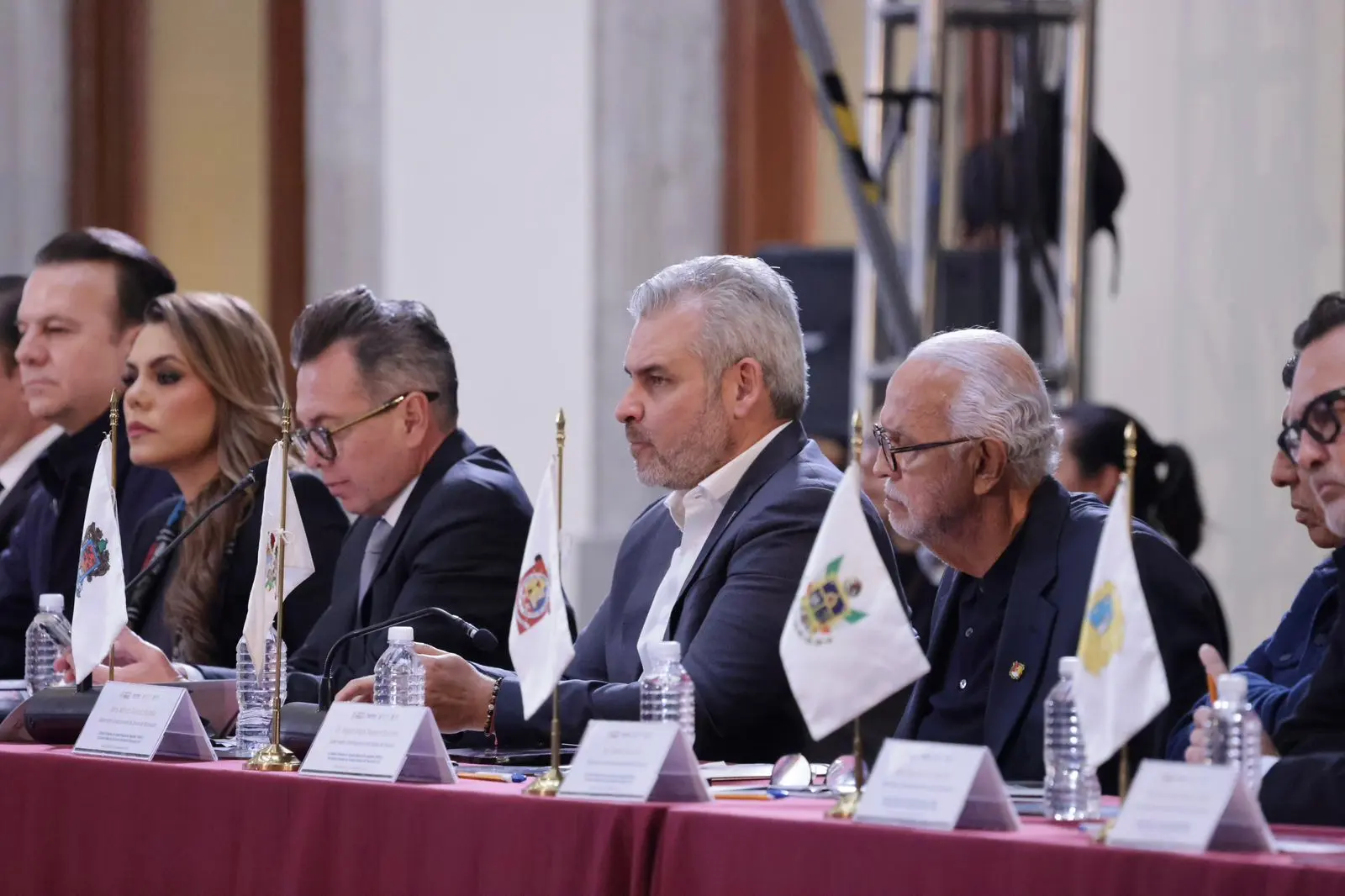 Propone Bedolla identidad reservada para víctimas y denunciantes ante Consejo Nacional de Seguridad