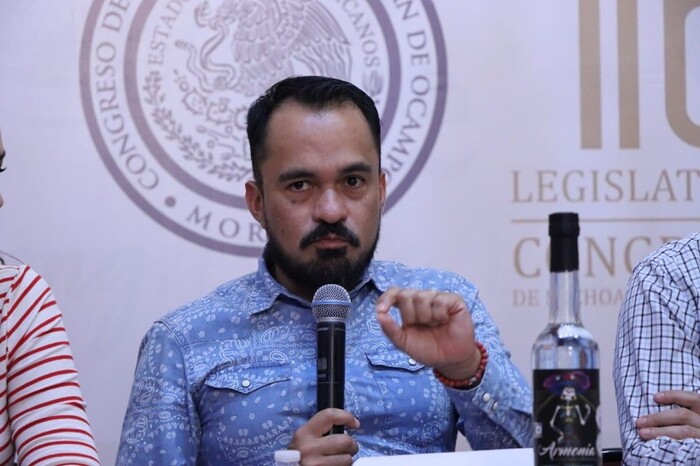 Proponen reforma a la Ley del Mezcal para apoyar a productores en Michoacán