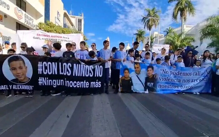 Protesta de ciudadanos en Culiacán clama por seguridad y justicia