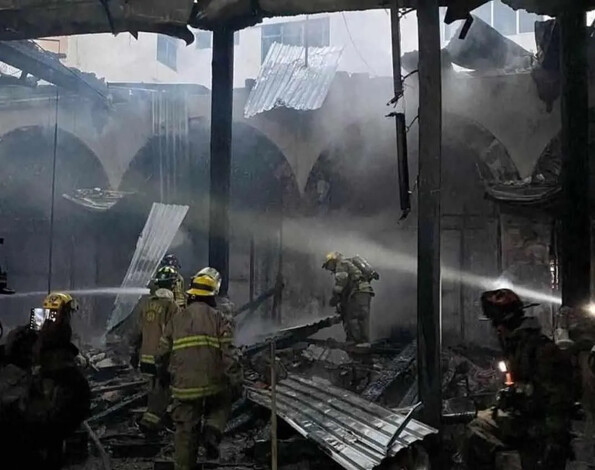 Provocado, incendio de bar Katara en Uruapan; indicios entre escombros