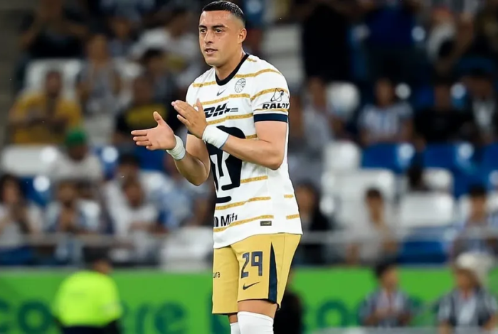 Pumas rescinde contrato a Rogelio Funes Mori por pésimo rendimiento