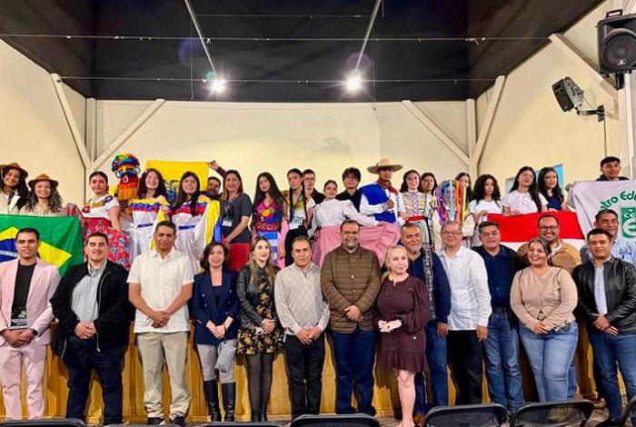 Puruándiro, tierra que impulsa el talento y los sueños de nuestros jóvenes: Víctor Vázquez