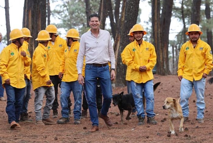 "Quemar los bosques es un crimen y se castiga por ley", Alfonso Martínez llama a denunciar