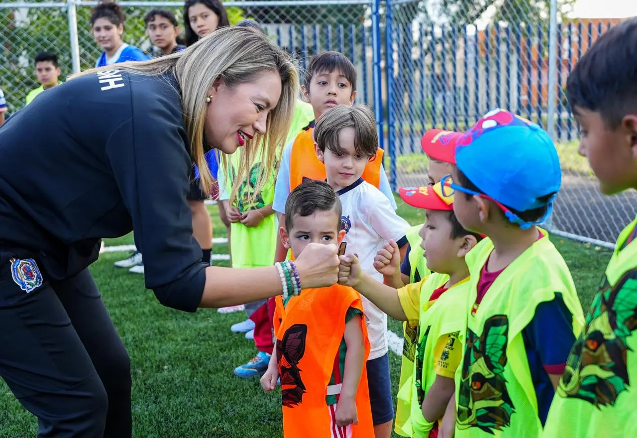 Queremos que las niñas y niños se sientan nicolaitas: Yarabí Ávila; arranca el Centro de Formación de Fútbol “La Madriguera”