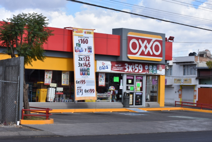 Reabren persianas los OXXO de Uruapan: SSP