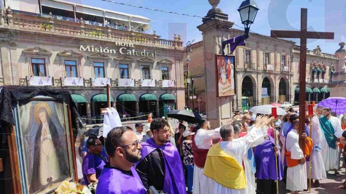 Realiza Arquidiócesis de Morelia el Viacrucis de Viernes Santo