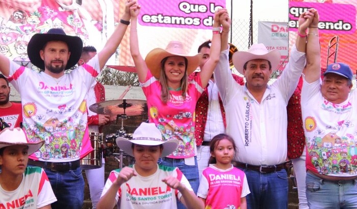 Realiza Daniela de los Santos su cierre de campaña en la Plaza de Toros de Tiripetío