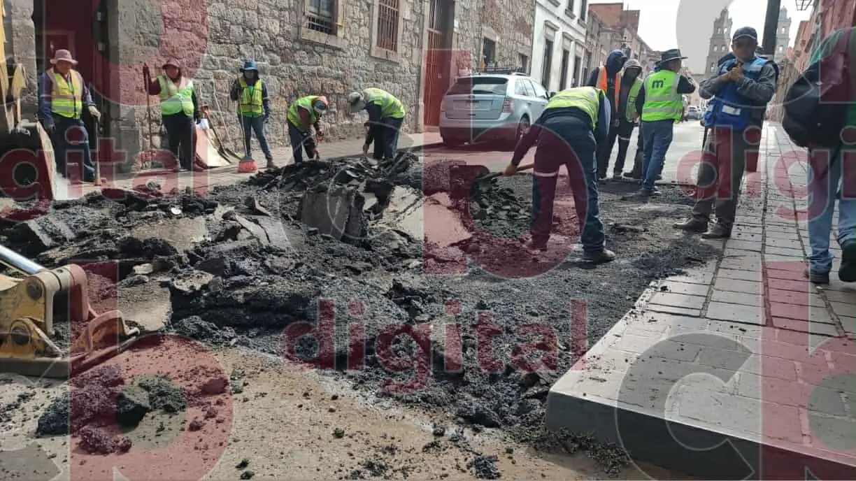 Realiza Gobierno de Morelia trabajos de bacheo en Centro Histórico