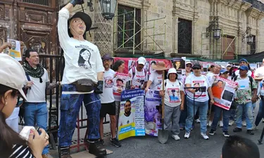 Realizan mamás de desaparecidos manifestaciones en 7 estados por el Día de las Madres