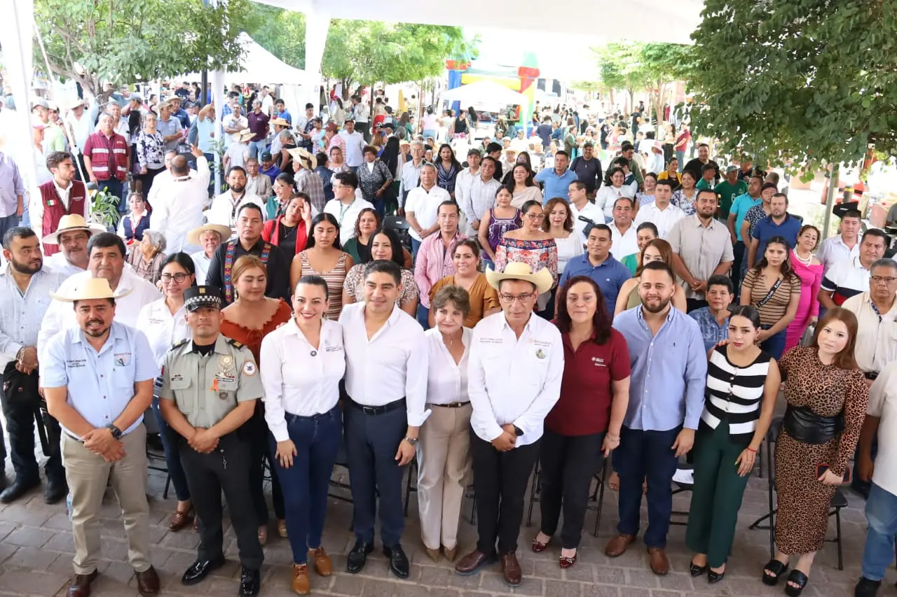 Recibe Huetamo la Feria del Bienestar