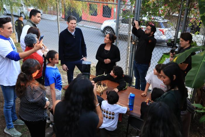 Reconoce Alfonso Martínez labor de Casita de Artes y Oficios de Santa María de Guido