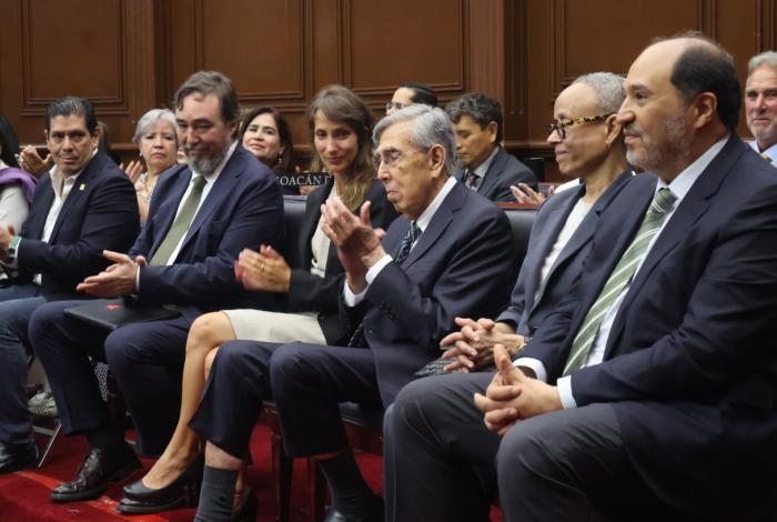 Reconoce Celeste Ascencio legado de Amalia Solórzano Bravo en el Congreso de Michoacán