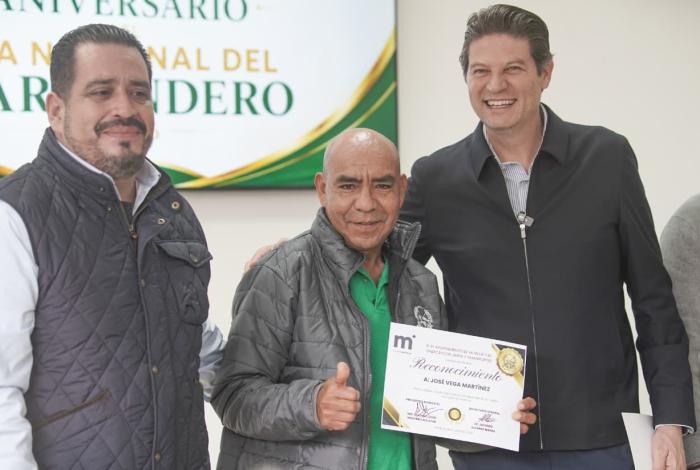 Reconoce Morelia a trabajadores de limpia y recolección de residuos