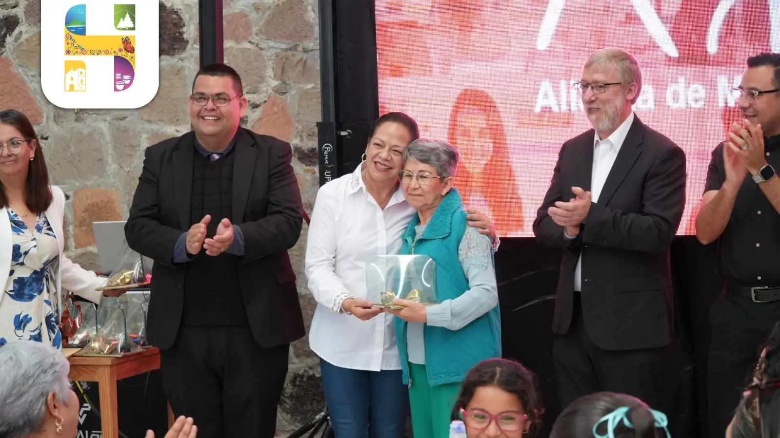 Reconocen labor docente en Hidalgo