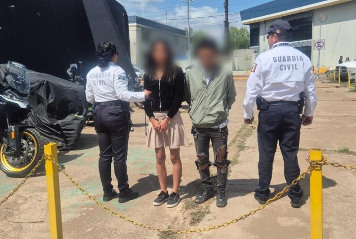 Recuperan motocicleta en Centro de Morelia tras reporte de robo; hay dos detenidos
