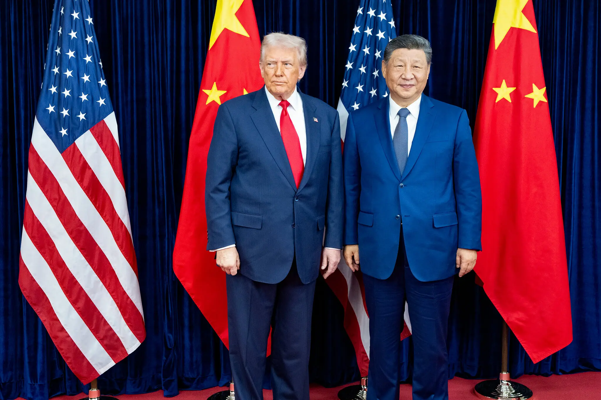 Refiere Trump que China no suministrará armas a Irán