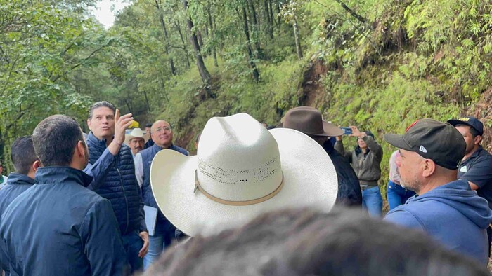 Refrenda Alfonso Martínez, apoyo a pobladores de Jesús del Monte y San Miguel del Monte