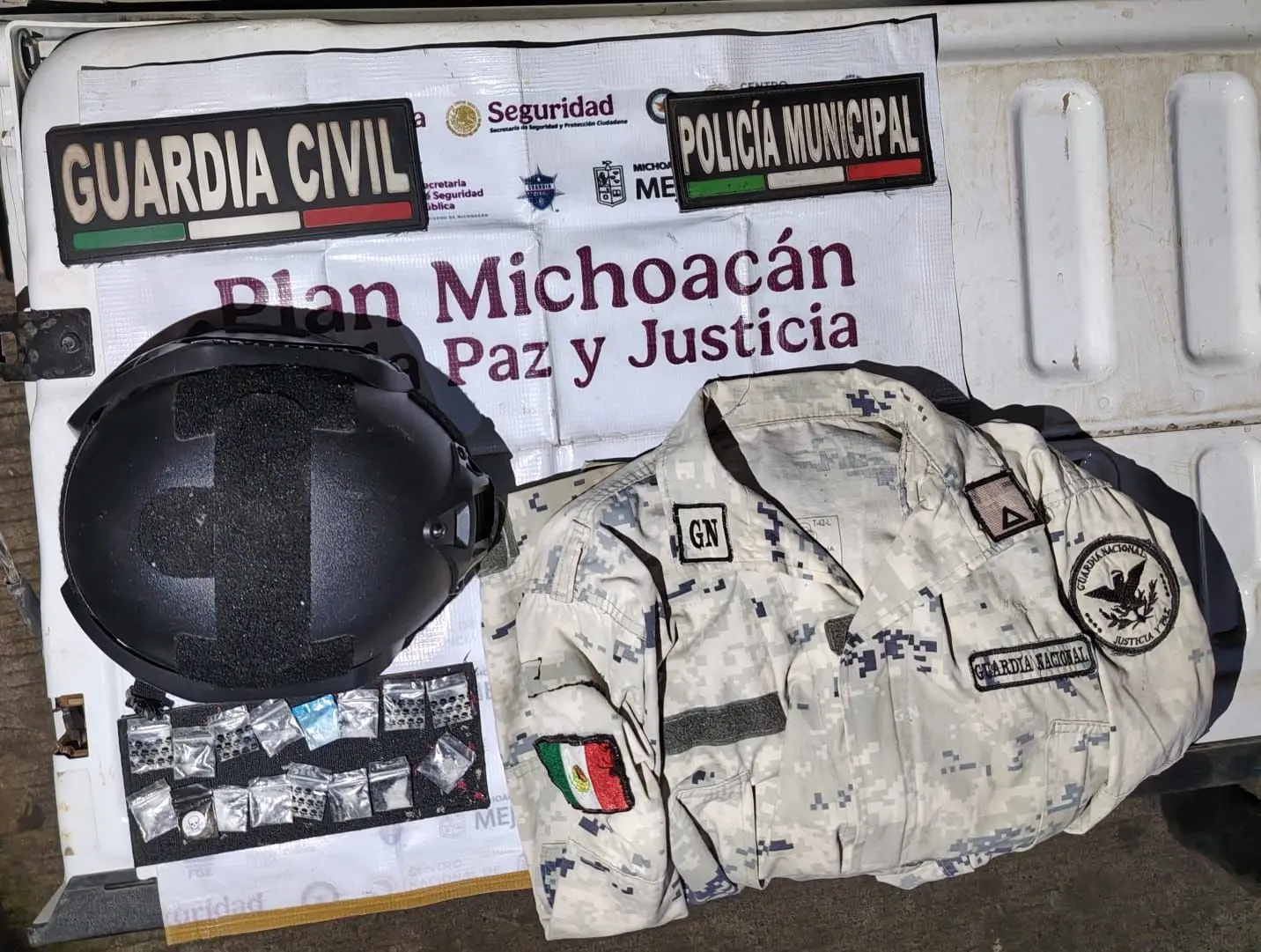 Refuerza SSP operatividad en Carapan; detenidas 2 personas, una de ellas presuntamente vinculada a un grupo criminal