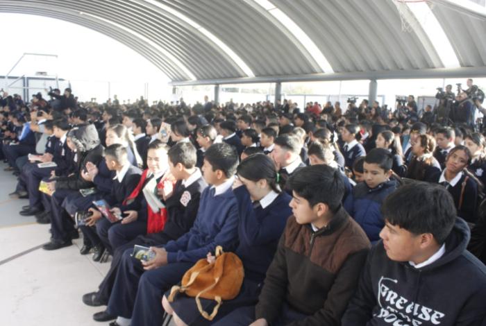 Regresan a clases 930 mil estudiantes en Michoacán; no se reportan incidencias