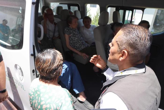 Rescatan a 10 Adultos Mayores en asilo Santa Sofía de San Luis Potosí