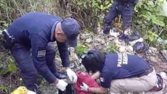 Rescatan a bebé recién nacida que fue abandonada en una barranca en Puebla