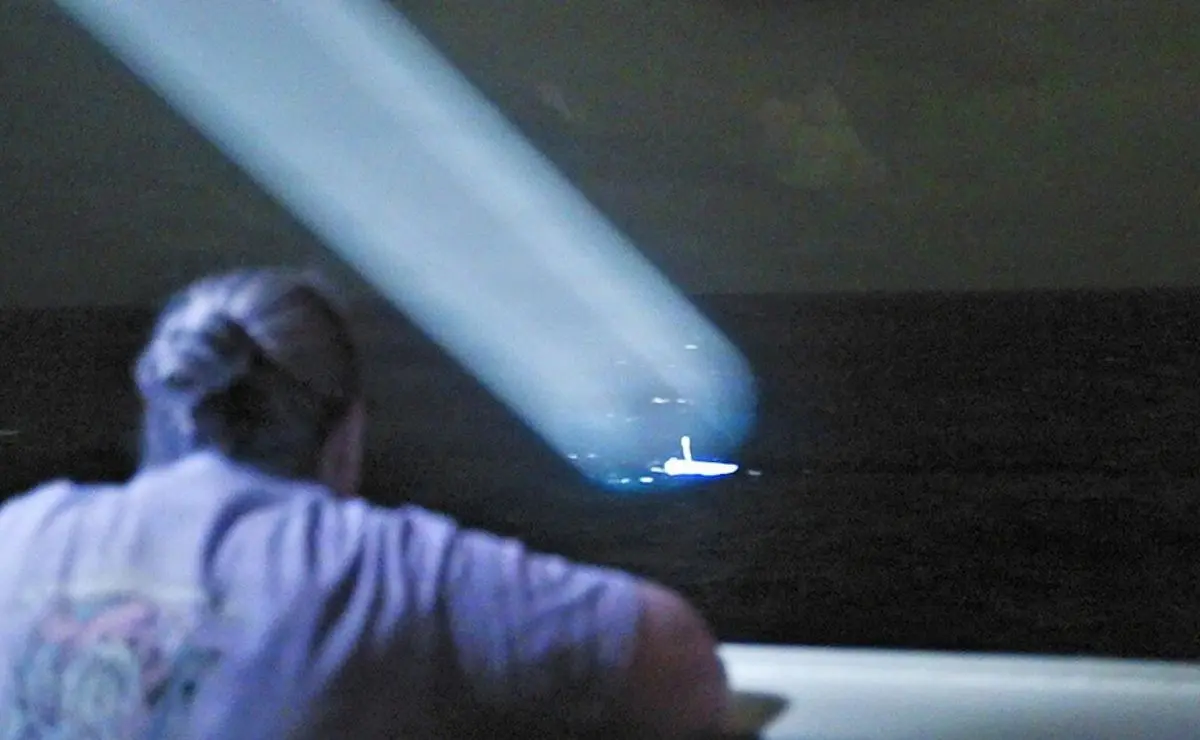 Rescatan a familia en el Océano Pacífico, estuvo desaparecida por una semana