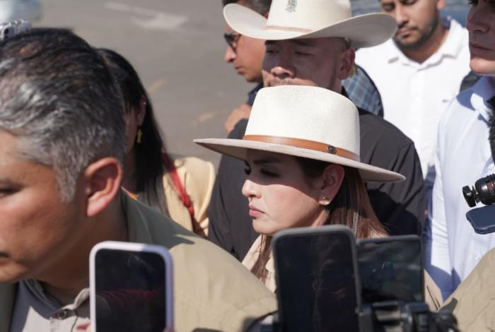 Respalda Alfonso a Grecia Quiroz y cuestiona falta de recursos a municipios