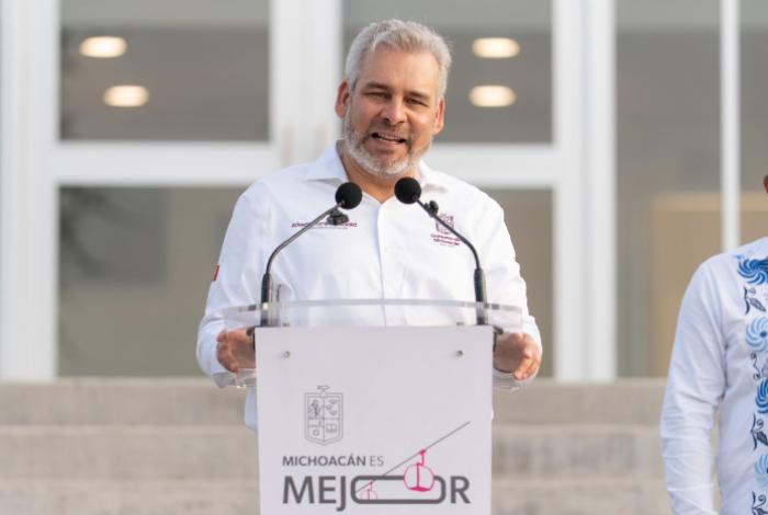 Respaldo absoluto a salud universal anunciado por Sheinbaum: Bedolla