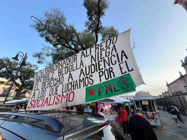 Respetaremos sus actividades por Noche de Muertos, pero el plantón no se retirará: FNLS