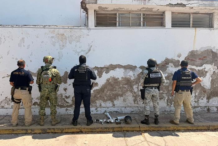 Retira FGE siete “cámaras parásitas” en Apatzingán, usadas presuntamente por el crimen organizado