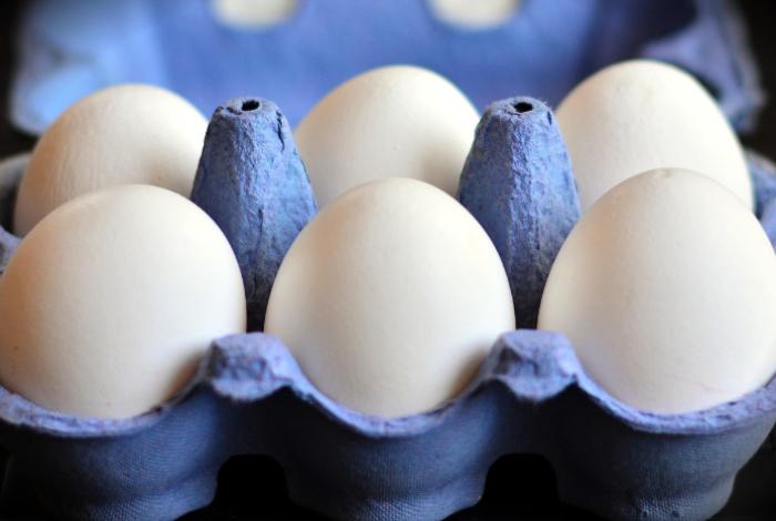 Retiran en EE.UU. 1,5 millones de docenas de huevos por posible salmonela