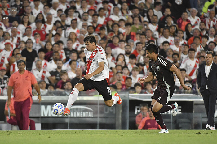 River Plate derrota 2-0 a la Selección Mexicana en el Estadio Monumental