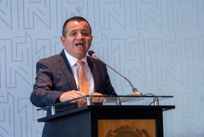 Rodrigo González, a las grandes ligas de FGR; 88% bajó el secuestro en su gestión