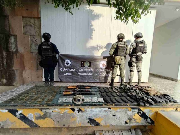 Se aseguran fusiles, 870 cartuchos y droga en Tepalcatepec: SSP