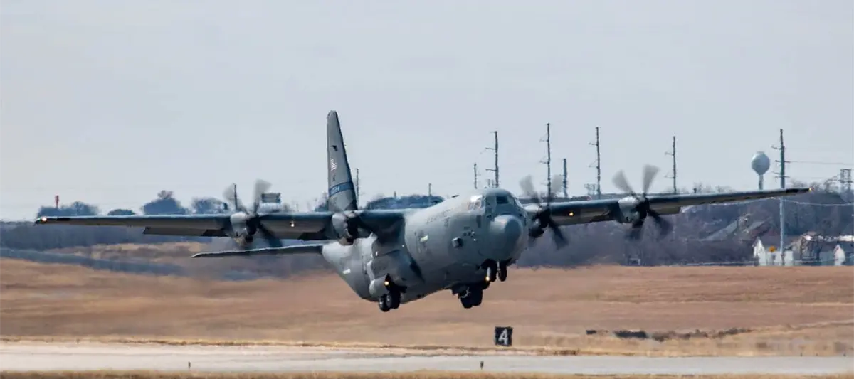 Se autoriza por parte de la Defensa Nacional el sobrevuelo de cuatro aeronaves de EU
