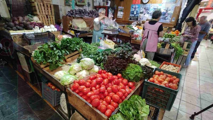 Se eleva precio del cilantro en mercados municipales