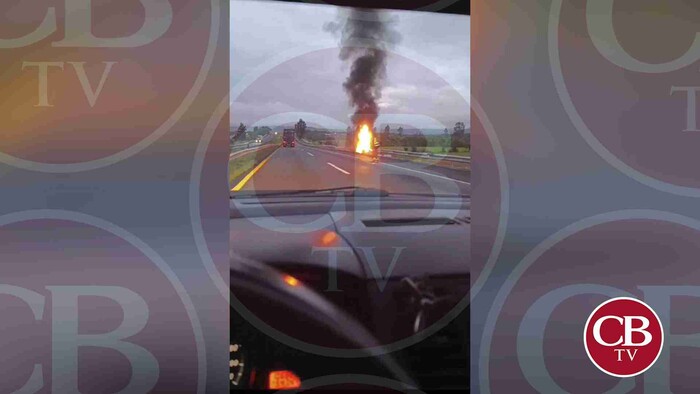 Se incendia tráiler en la de Occidente