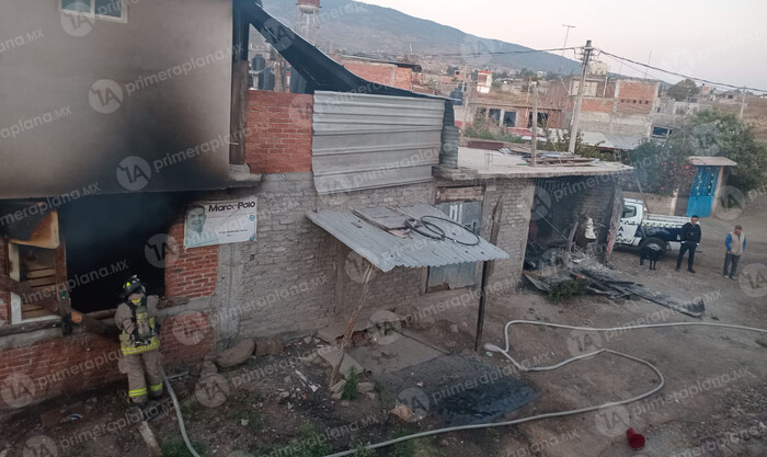 Se incendia vivienda en la Hermenegildo Galeana, en Morelia