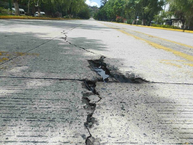 «Se inundan como albercas las laterales de Calzada Juárez»: ciudadanos.