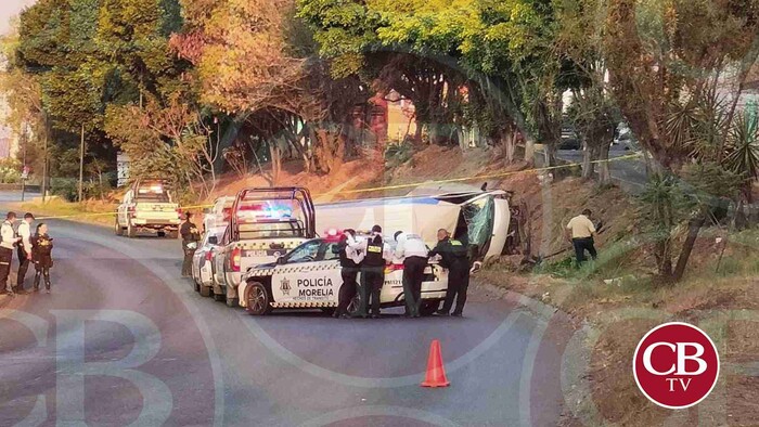 Se mata chofer de combi en Morelia