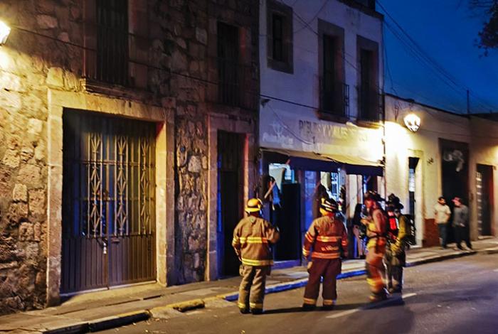 Se registra incendio al interior de un domicilio en el Centro de Morelia