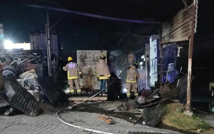 Se registra incendio en recicladora al sur de Morelia