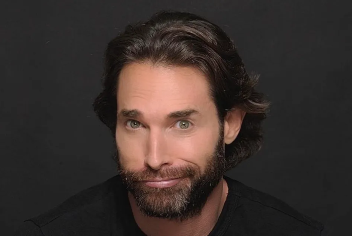 Sebastián Rulli deslumbra con foto al desnudo