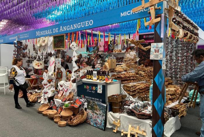 Sectur promociona riqueza de Pueblos Mágicos michoacanos en Hidalgo