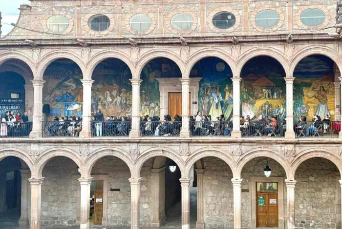 Secum presenta registro histórico del muralismo en Michoacán