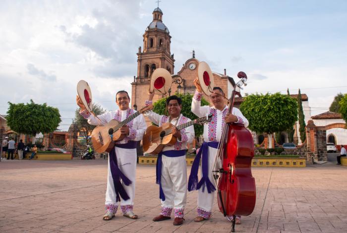 Secum reconoce a Adolfo Gabriel Castillo, voz viva de la pirekua