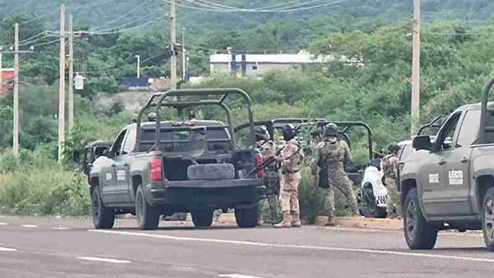 Sedena reporta 30 detenidos y 32 muertos por violencia en Sinaloa